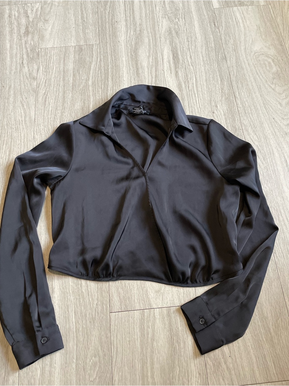 Rachel Zoe Black Satin Cropped Long-Sleeve Blouse